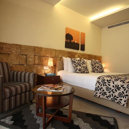 Monoberge Hotel Byblos Oda fotoğraf